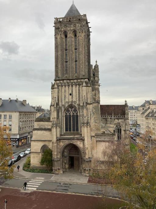 Appart 90M2 Lumineux, Centre, Vue Eglise Penchee Кан Екстериор снимка